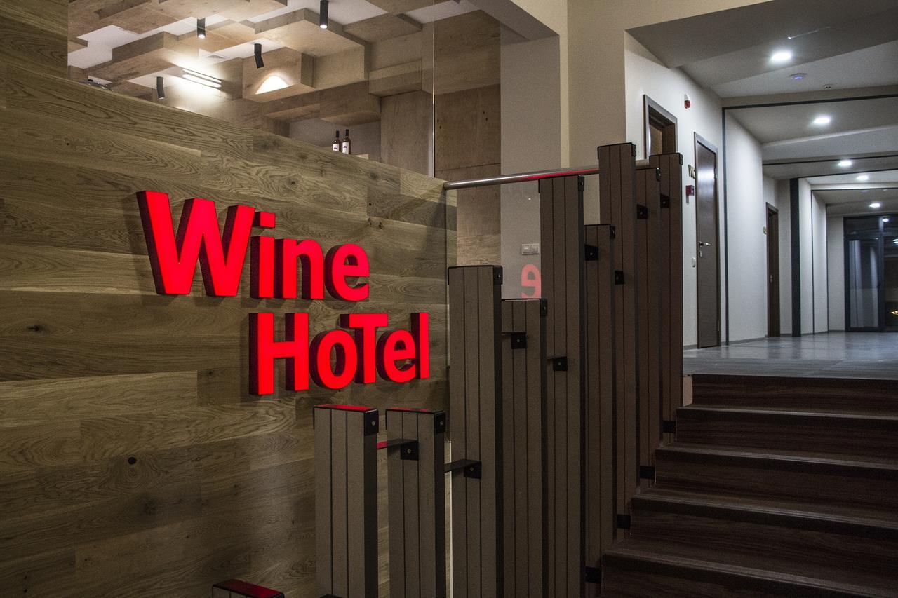 Wine Hotel Chişinau Exteriör bild