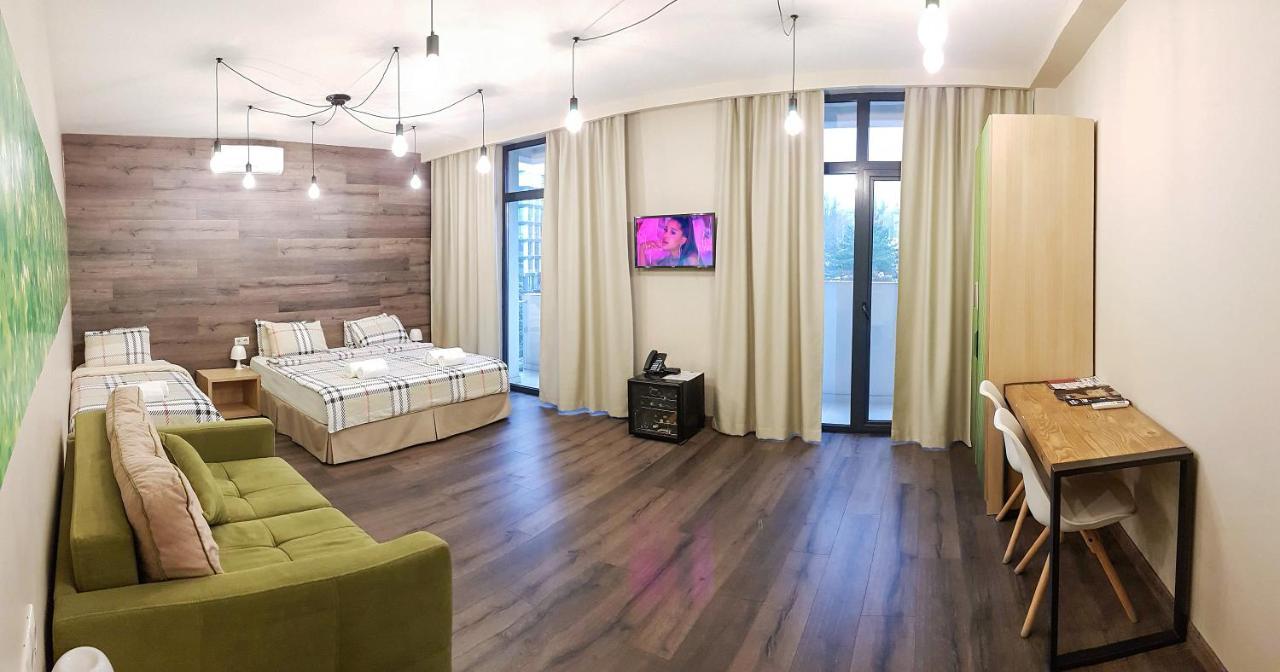 Wine Hotel Chişinau Exteriör bild
